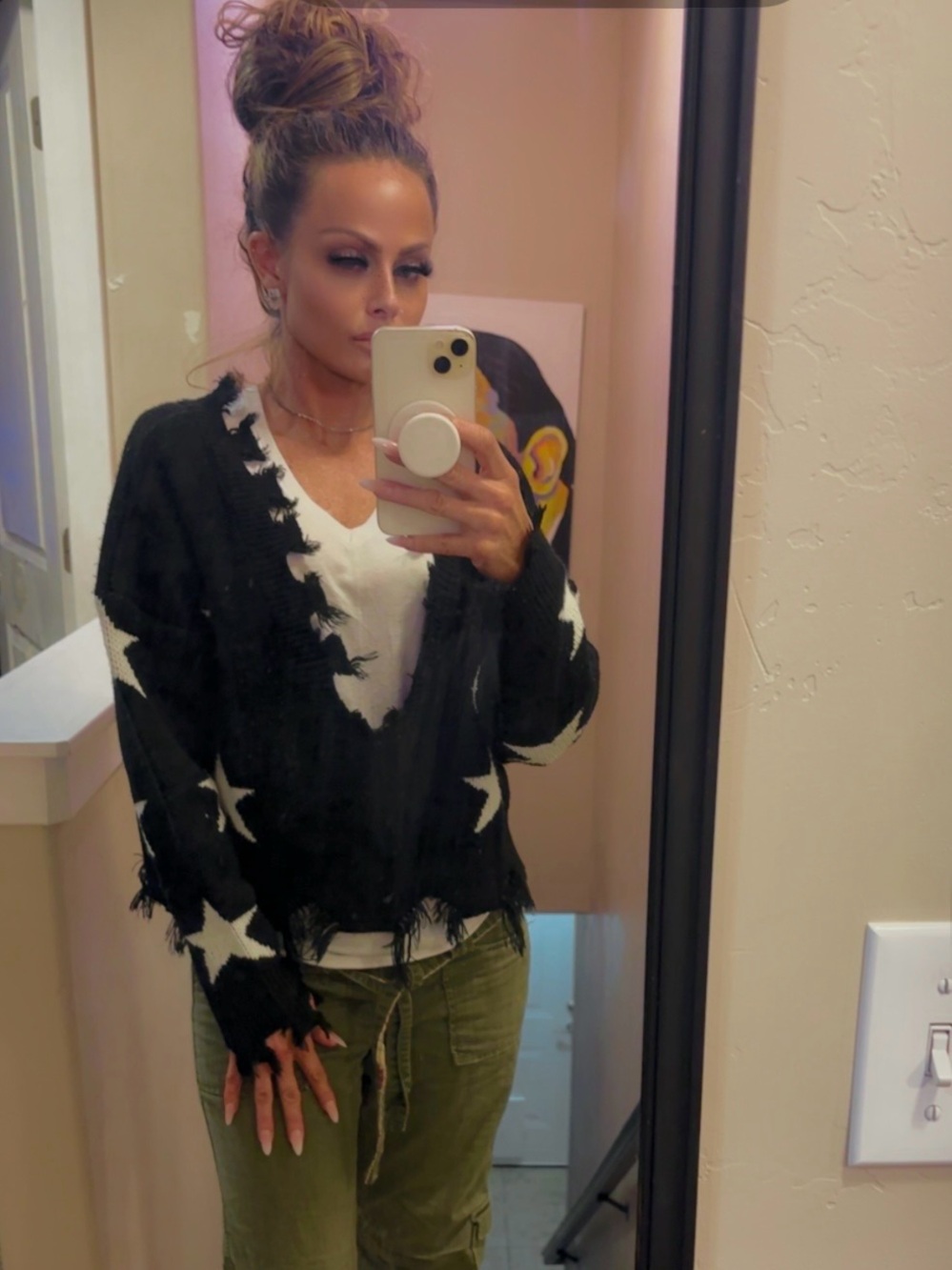 Distressed Star Knit Sweater - crop top